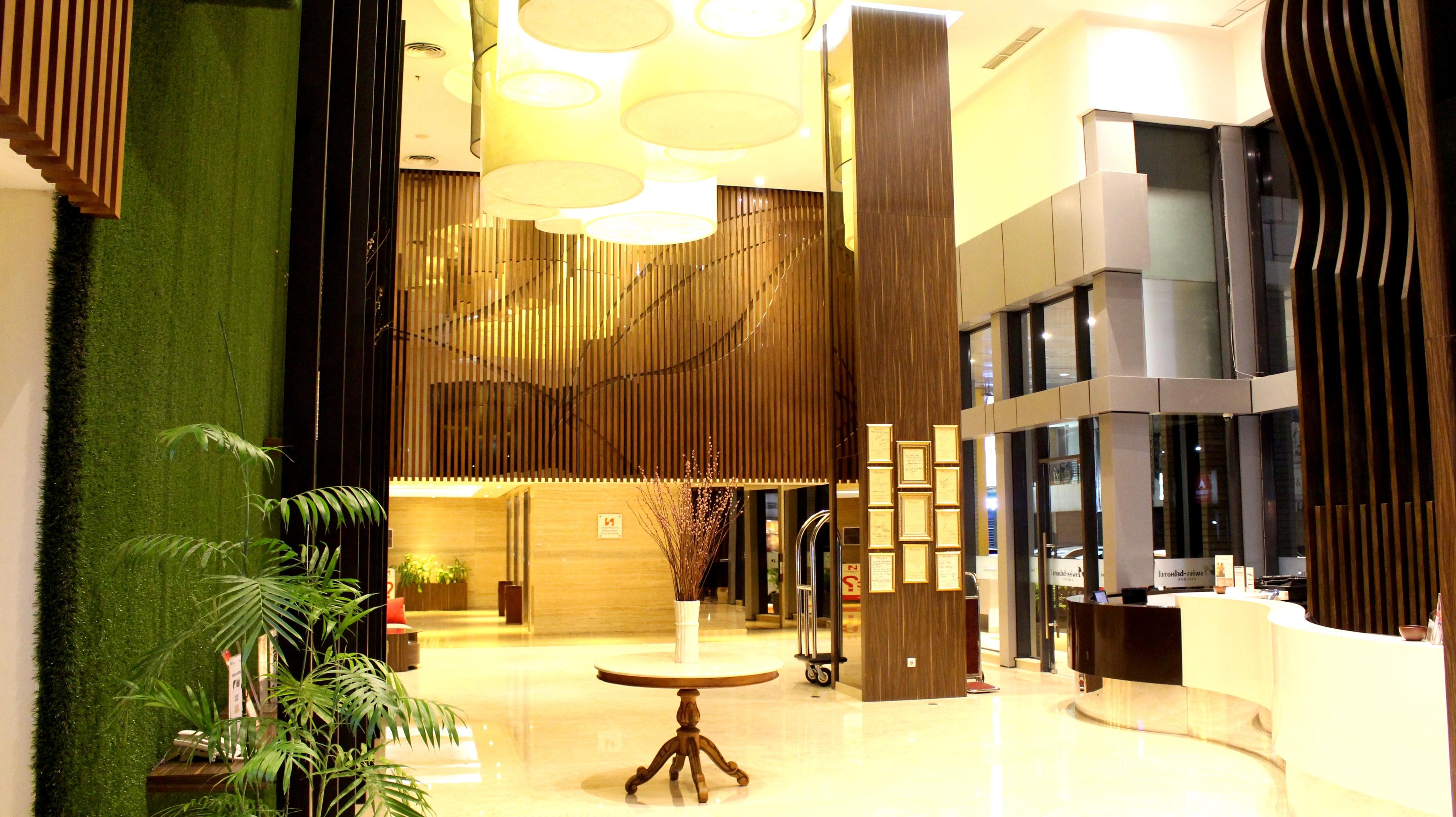 Swiss-Belhotel Cirebon Exterior photo