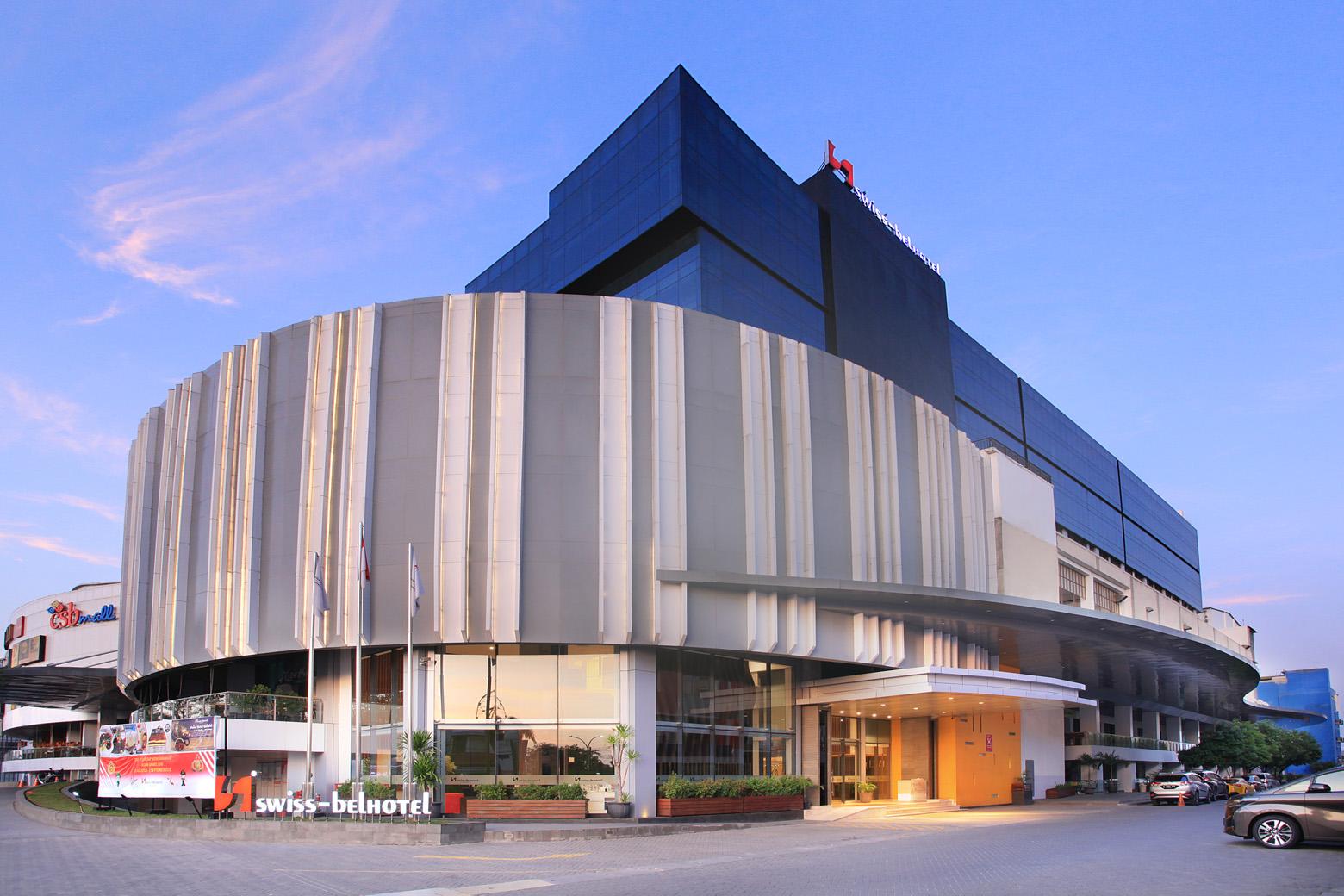 Swiss-Belhotel Cirebon Exterior photo